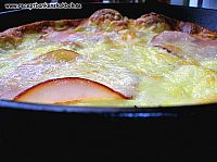 Low carb omelett med ost skicka och champinjoner